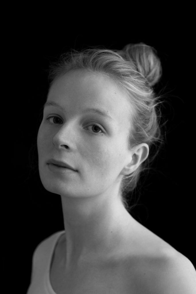 Schwarz‑Weiß Porträtfotografie Judith