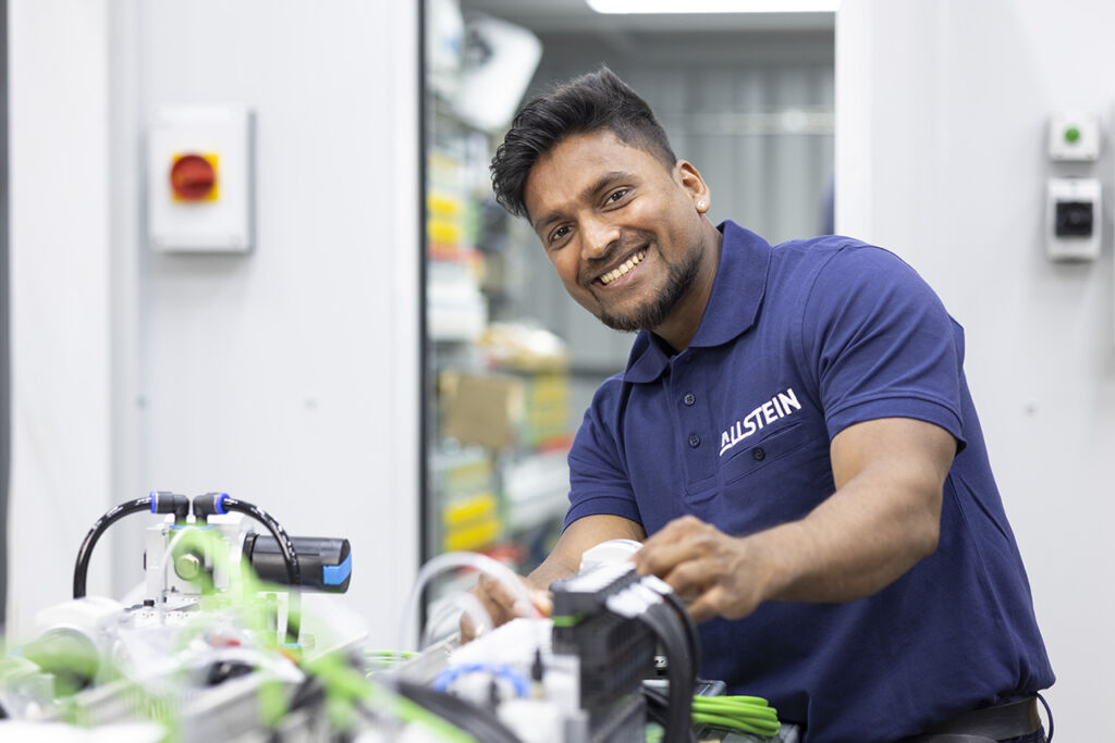 Recruiting & Employer Branding – Industriefotografie Bielefeld Maschinenbau Mechatronic